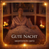 Frau liegt entspannt im Bett und hört eine Gute-Nacht-Meditation zum Einschlafen – ruhiges Abendritual mit LuxCocoon