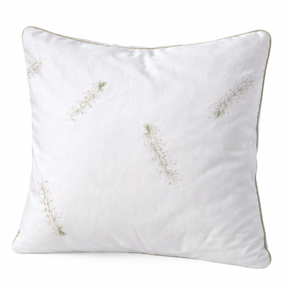 Großer Kissenbezug Erika 80x80 cm aus Mako-Satin mit floralem Wiesen-Design