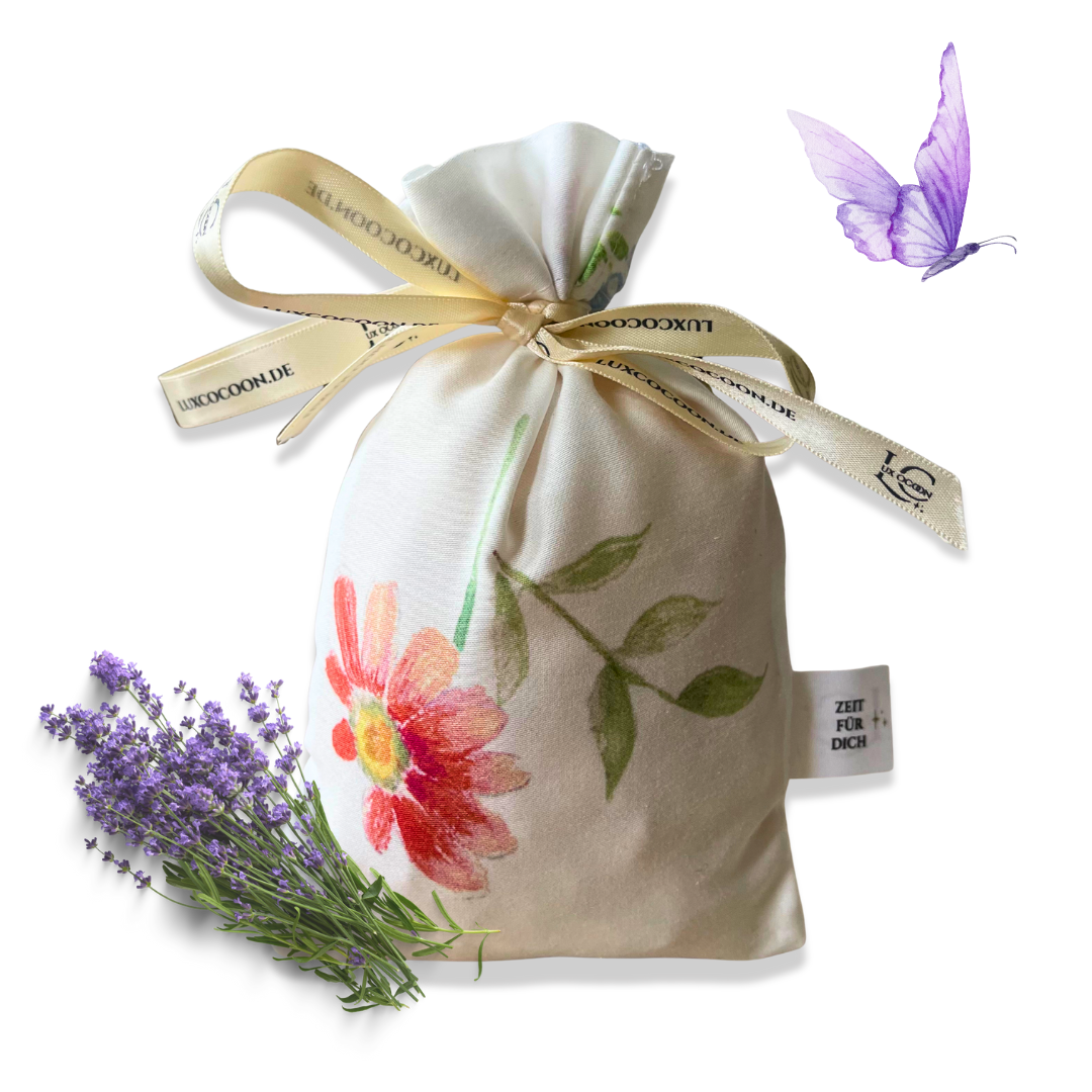 LuxCocoon Lavendelsäckchen in der Farbe "Sommerwiese", handgefüllt mit naturreinem Lavendel, elegantes Duftkissen für Kleiderschrank und Wohnraum.
